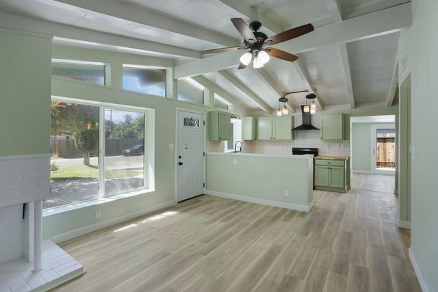 3893 32nd Ave, Sacramento, CA 95824