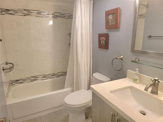 8260 SW 24th Street 6203, North Lauderdale, FL 33068