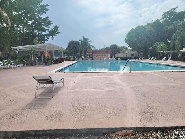 8260 SW 24th Street 6203, North Lauderdale, FL 33068
