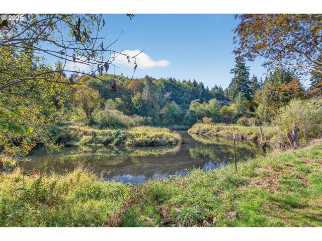 601 E Columbia River Hwy 34, Clatskanie, OR 97016