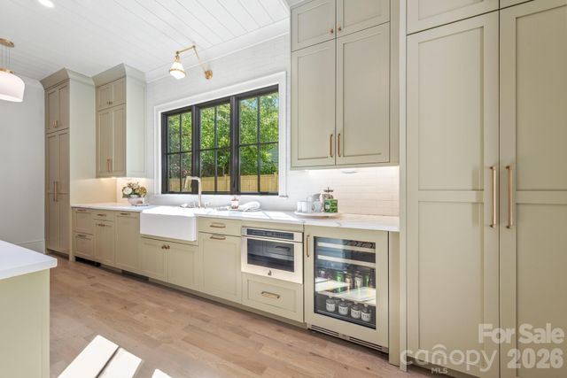 4110 Melchor Avenue, Charlotte, NC 28211