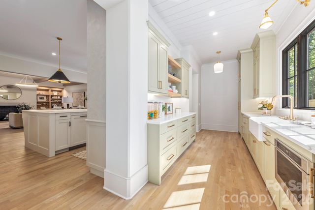 4110 Melchor Avenue, Charlotte, NC 28211