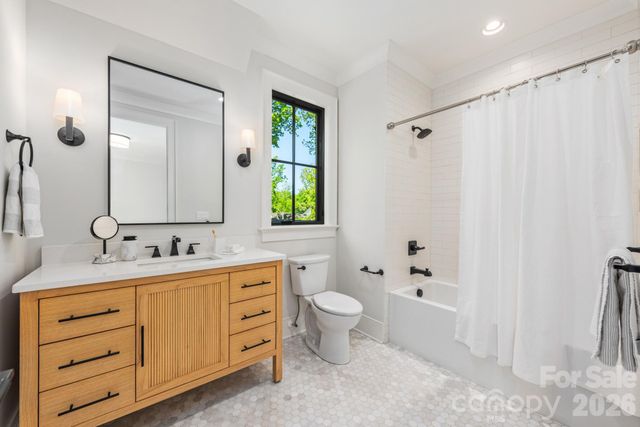 4110 Melchor Avenue, Charlotte, NC 28211