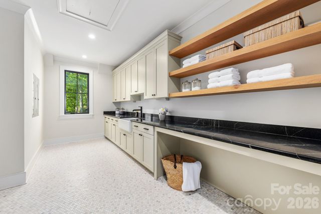 4110 Melchor Avenue, Charlotte, NC 28211