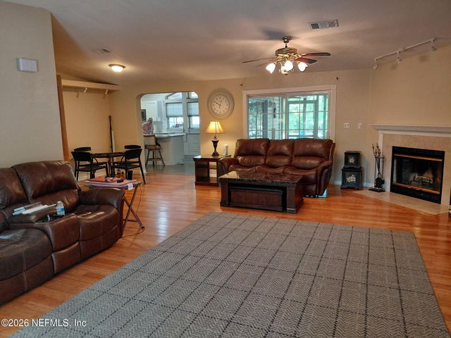 118 ROBIN Road, Pomona Park, FL 32181