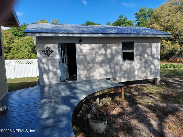 118 ROBIN Road, Pomona Park, FL 32181