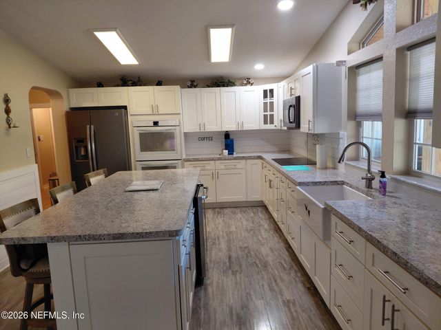 118 ROBIN Road, Pomona Park, FL 32181
