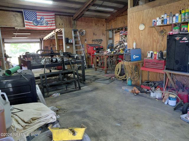 118 ROBIN Road, Pomona Park, FL 32181