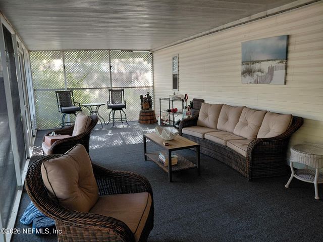 118 ROBIN Road, Pomona Park, FL 32181