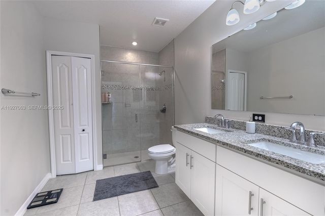 10609 SW Vasari Way, Port St. Lucie, FL 34987