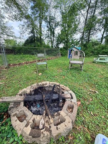 1310 E Prairie Drive, Bloomington, IN 47408