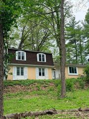 1310 E Prairie Drive, Bloomington, IN 47408