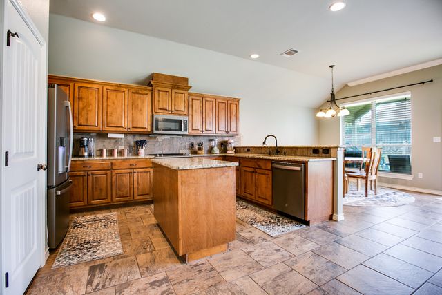 6121 Hallye Court, San Angelo, TX 76904