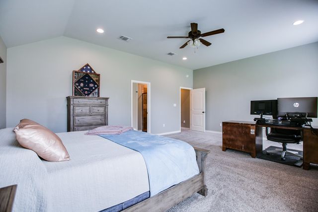 6121 Hallye Court, San Angelo, TX 76904