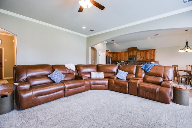 6121 Hallye Court, San Angelo, TX 76904