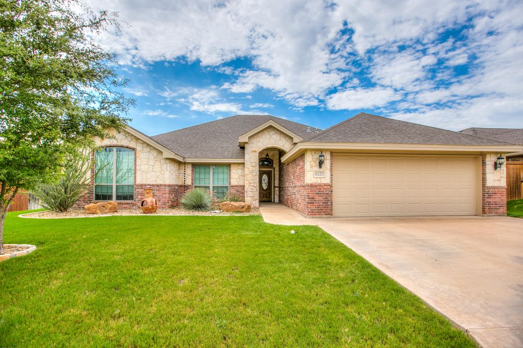6121 Hallye Court, San Angelo, TX 76904