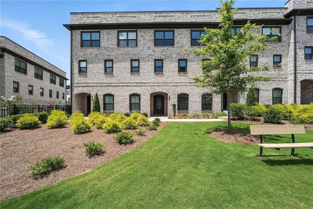 Image 1 of property listing at 3411 SWALLOWTAIL Terrace, Duluth, GA 30096