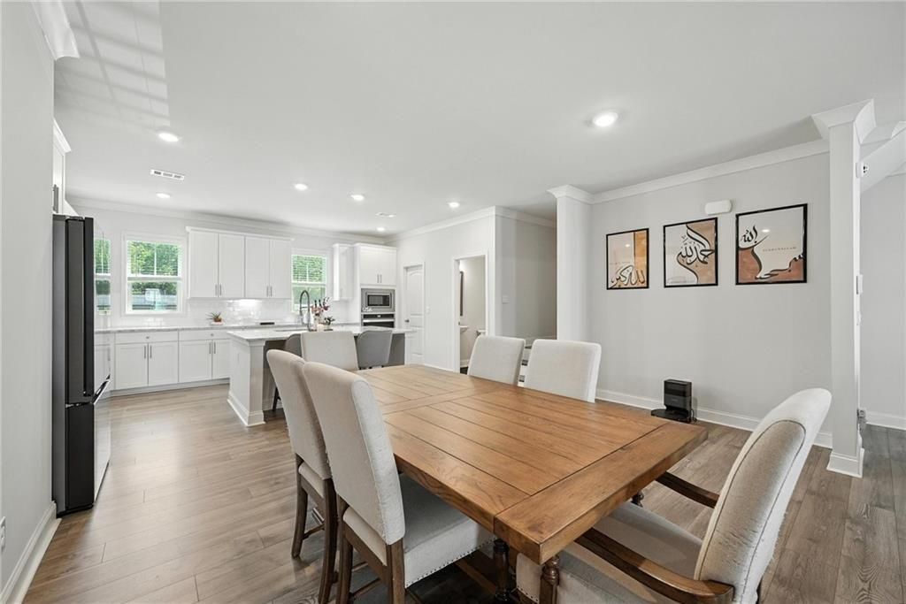 Image 12 of property listing at 3411 SWALLOWTAIL Terrace, Duluth, GA 30096