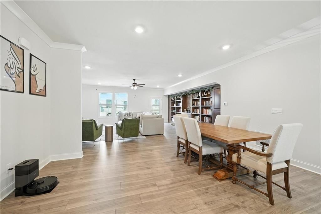 Image 13 of property listing at 3411 SWALLOWTAIL Terrace, Duluth, GA 30096