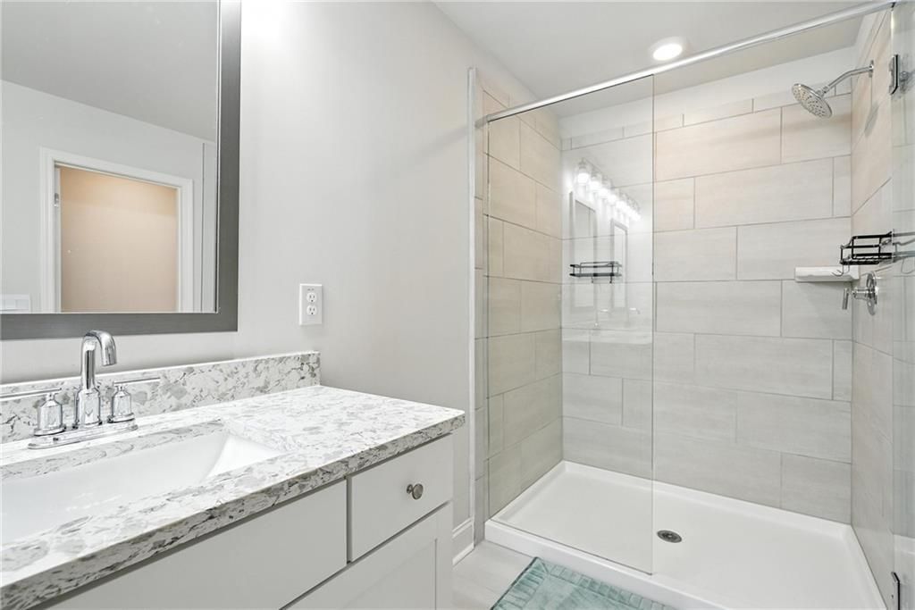 Image 26 of property listing at 3411 SWALLOWTAIL Terrace, Duluth, GA 30096