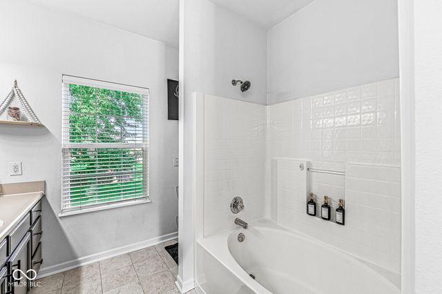 12974 Brookhaven Drive, Fishers, IN 46037
