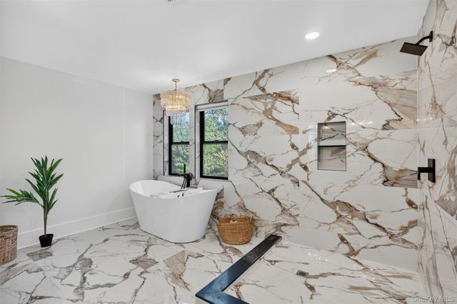 6 Misty Ridge Road, Gardiner, NY 12525