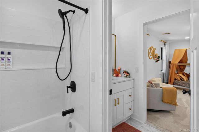 6 Misty Ridge Road, Gardiner, NY 12525