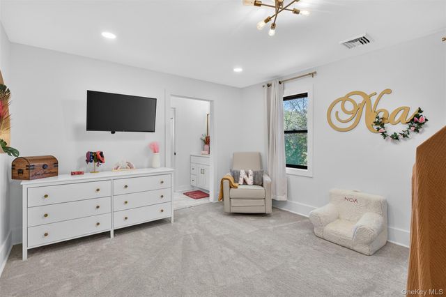 6 Misty Ridge Road, Gardiner, NY 12525