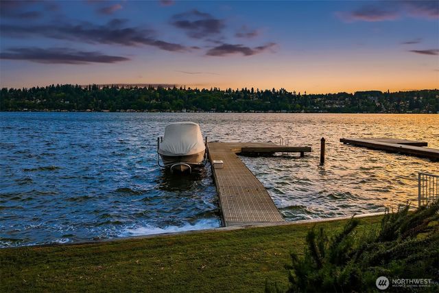15011 58th Lane NE, Kenmore, WA 98028