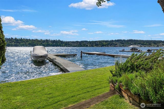 15011 58th Lane NE, Kenmore, WA 98028