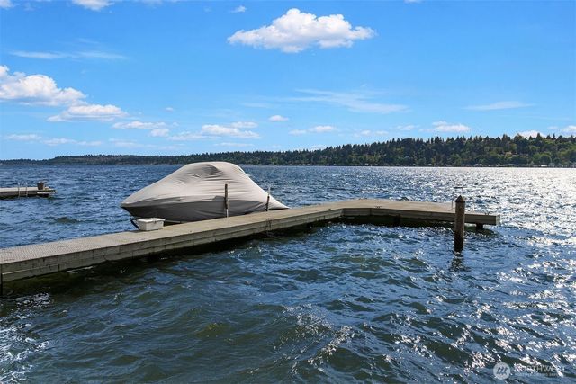 15011 58th Lane NE, Kenmore, WA 98028