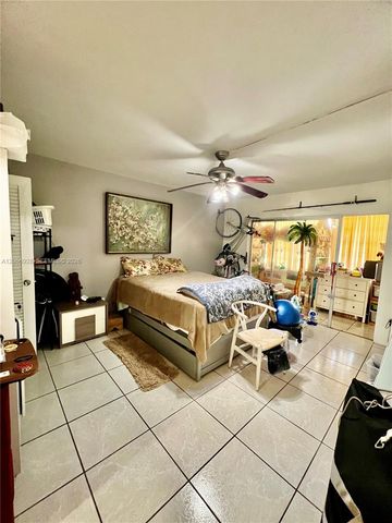 1540 NE 191st St 140, Miami, FL 33179