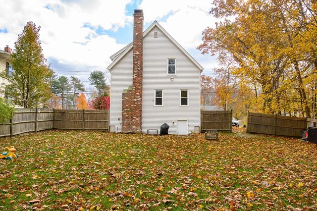 67 School St, Hanover, MA 02339