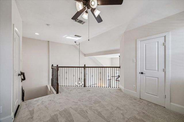 734 Nicholson, Houston, TX 77007