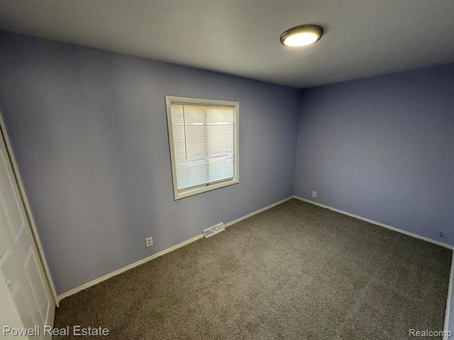 472 Kenilworth Avenue, Pontiac, MI 48342