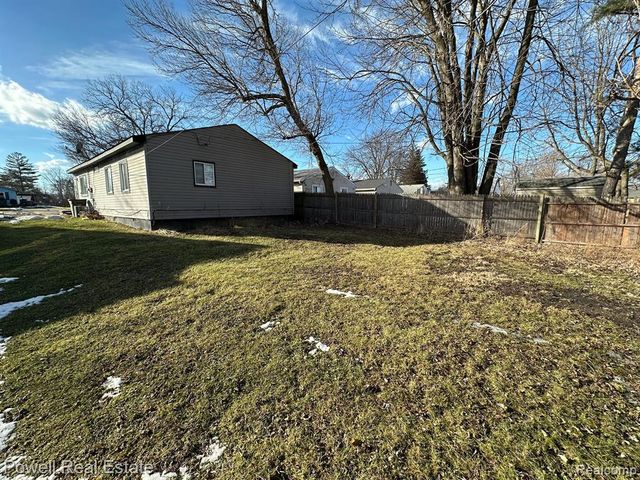 472 Kenilworth Avenue, Pontiac, MI 48342