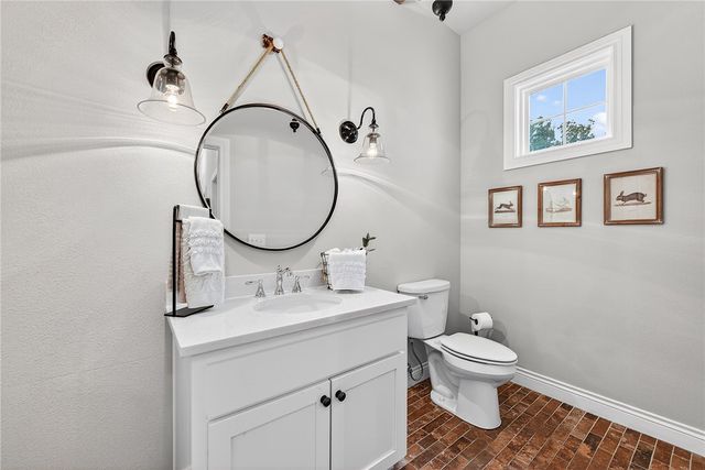 1505 & 1507 Fontaine Court, Centerton, AR 72719