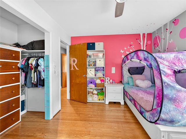 9 Oakwood Ln, Wheatland, NY 14546