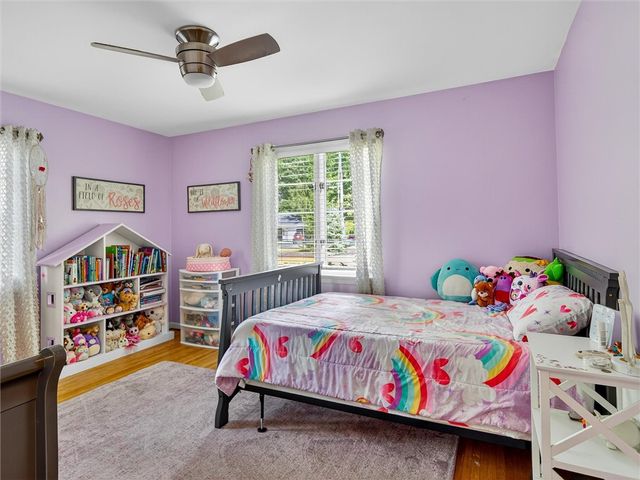 9 Oakwood Ln, Wheatland, NY 14546