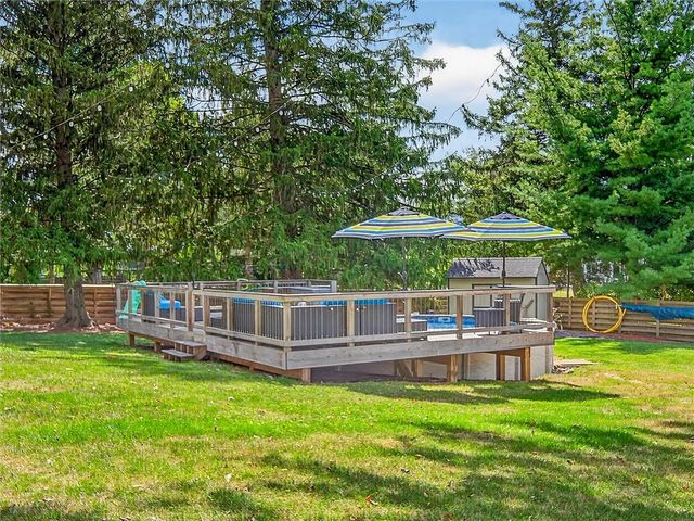 9 Oakwood Ln, Wheatland, NY 14546