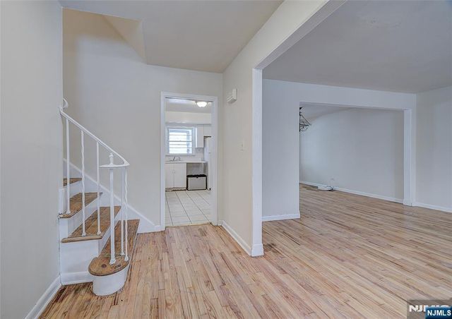 27 Old Short Hills Road, West Orange, NJ 07052