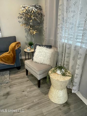 1282 Beach Boulevard, 204, Biloxi, MS 39530