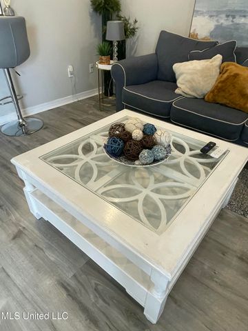 1282 Beach Boulevard, 204, Biloxi, MS 39530