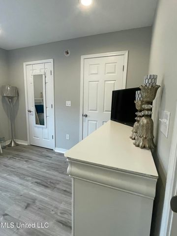 1282 Beach Boulevard, 204, Biloxi, MS 39530