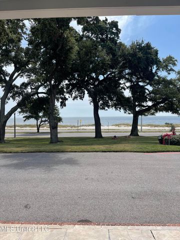 1282 Beach Boulevard, 204, Biloxi, MS 39530