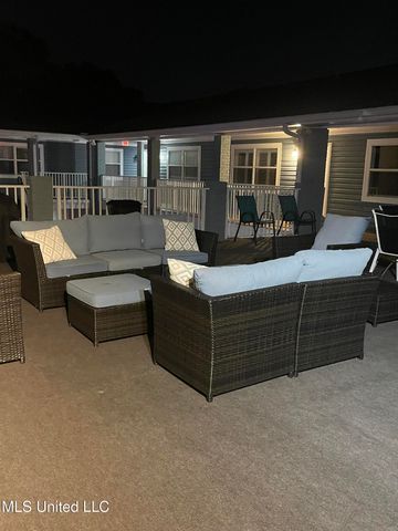 1282 Beach Boulevard, 204, Biloxi, MS 39530