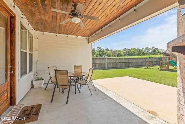 113 Rue Village Road, Maurice, LA 70555