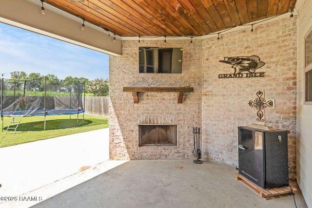 113 Rue Village Road, Maurice, LA 70555