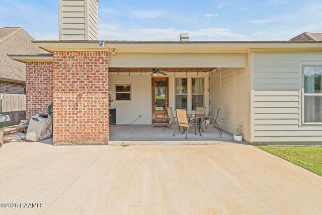 113 Rue Village Road, Maurice, LA 70555