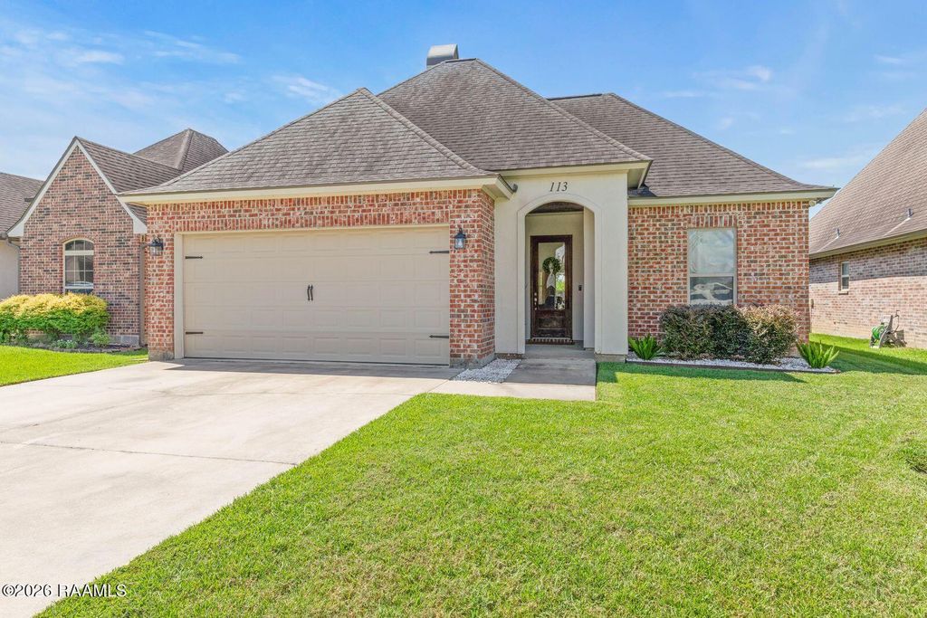 113 Rue Village Road, Maurice, LA 70555